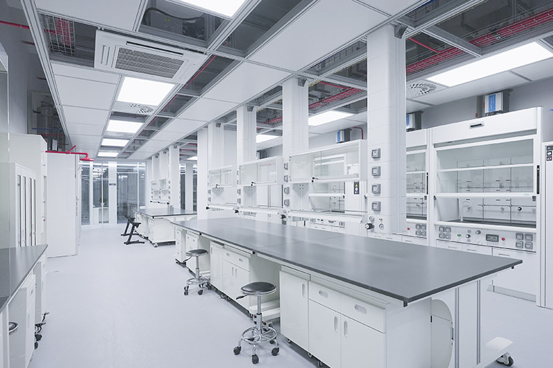 杜集实验室革新：安全与科技的现代融合